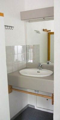 Chambre - Coin salle de bain